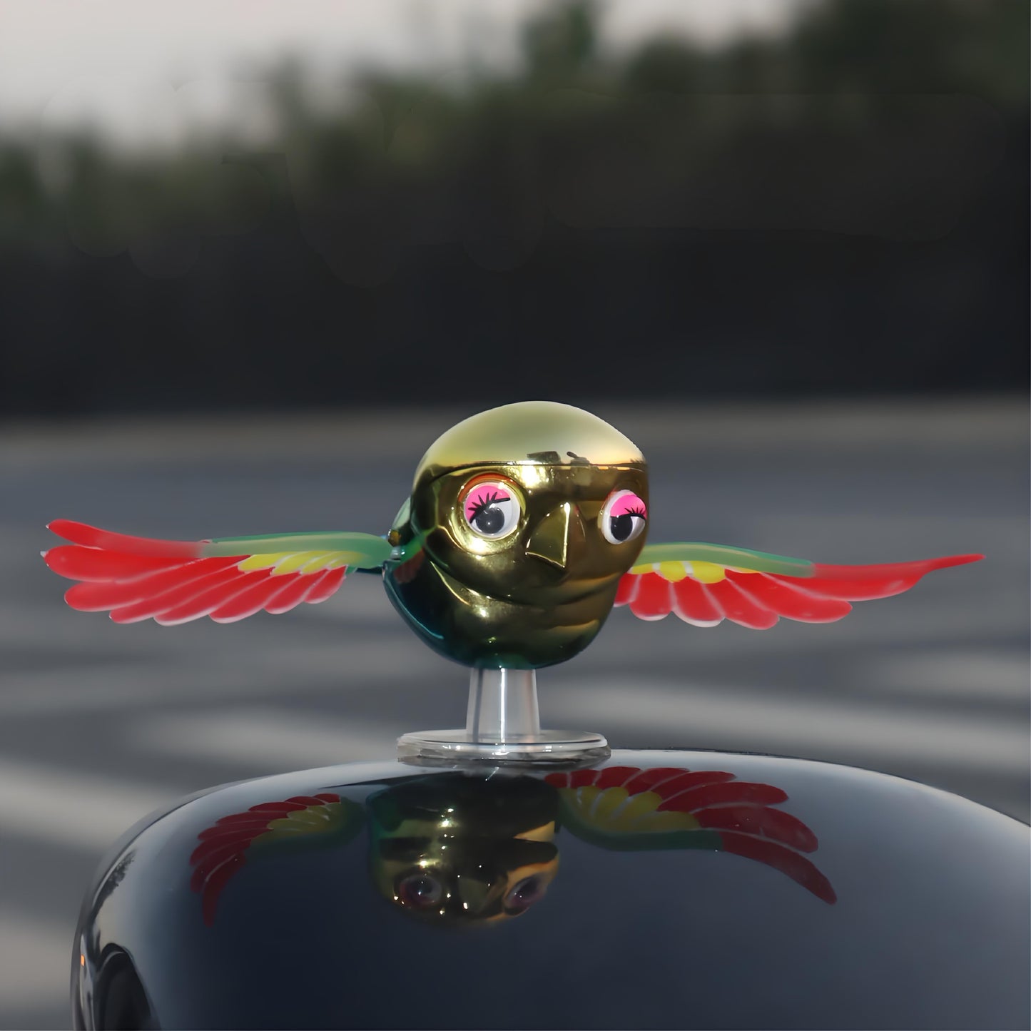 30km/h Wing-Flapping Car Bird Decoration (2-Pack): Red & Blue Wing Ornaments with Strong Adhesive for Car, V1107-WING-FLAPPING CAR BIRD DECORATION