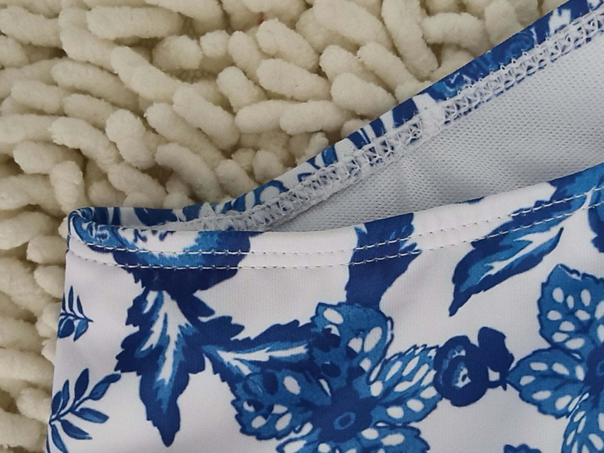 Elegant Chinese-Inspired Printed Bathing Suit With Eye-catching Blue And White Motif Size S V1119-SSB044-ELEGANT-CHINESE-INSPIRED-PRINTED-SWIMWEAR-SIZE-S