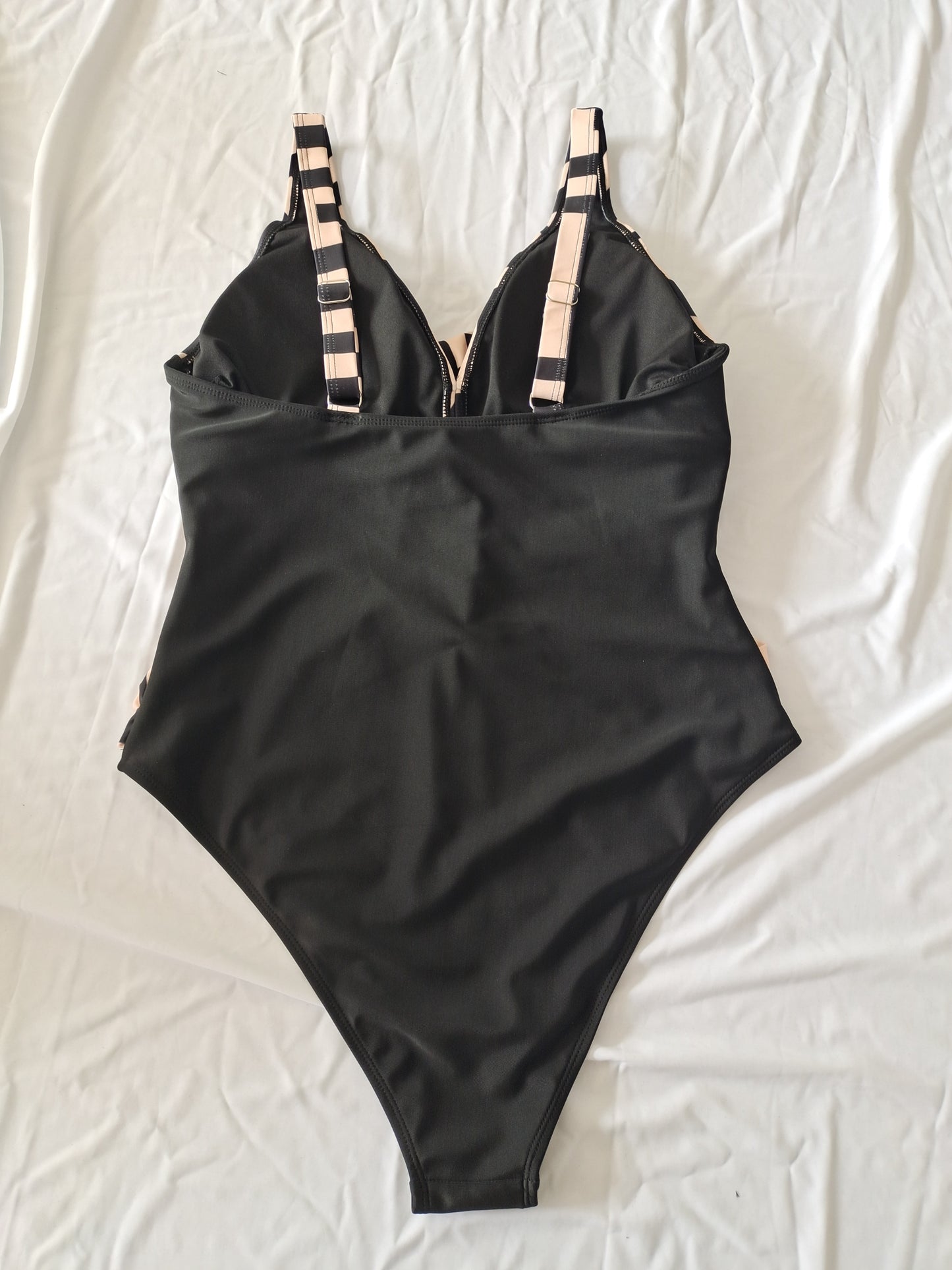Plus Size One-Piece Deep V-Neck Swimsuit with Waist Tie Design Size 3XL V1119-SSPD001-GOLD-WAIST-TIE-DESIGN-SWIMSUIT-SIZE-3XL