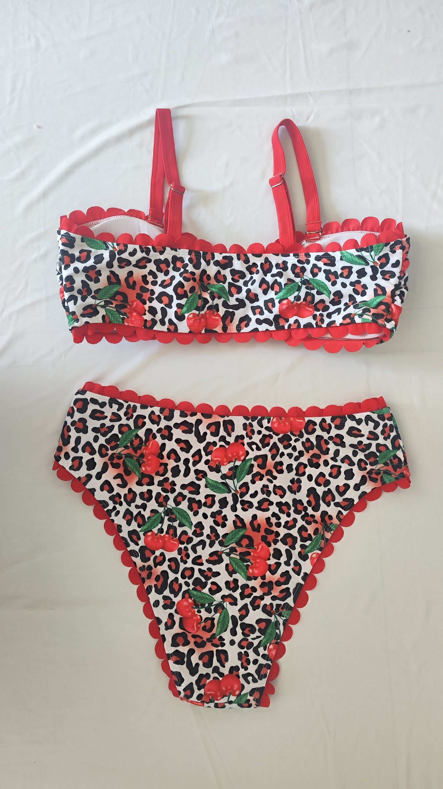Designer Slenderizing Plus Size Two Piece Beach Set Featuring Fierce Animal Print Size 0XL V1119-SSPD010-TWO-PIECE-BEACH-SET-SIZE-0XL