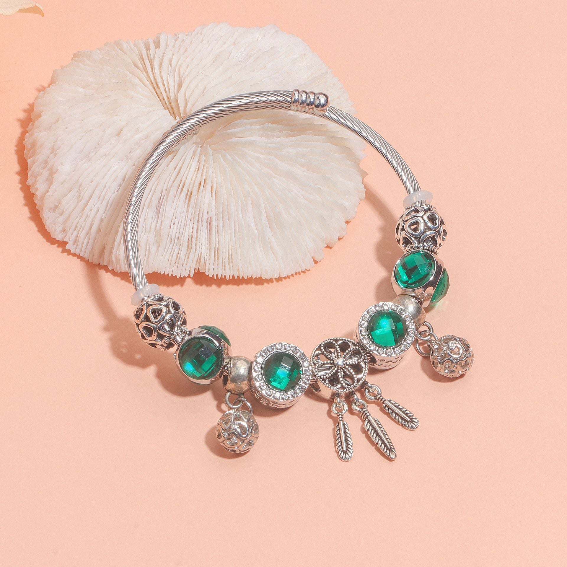 Luxury Light Green Emerald Crystal Hollow Heart Beaded DIY Bracelet(18cm) V1132-NSSL71-18