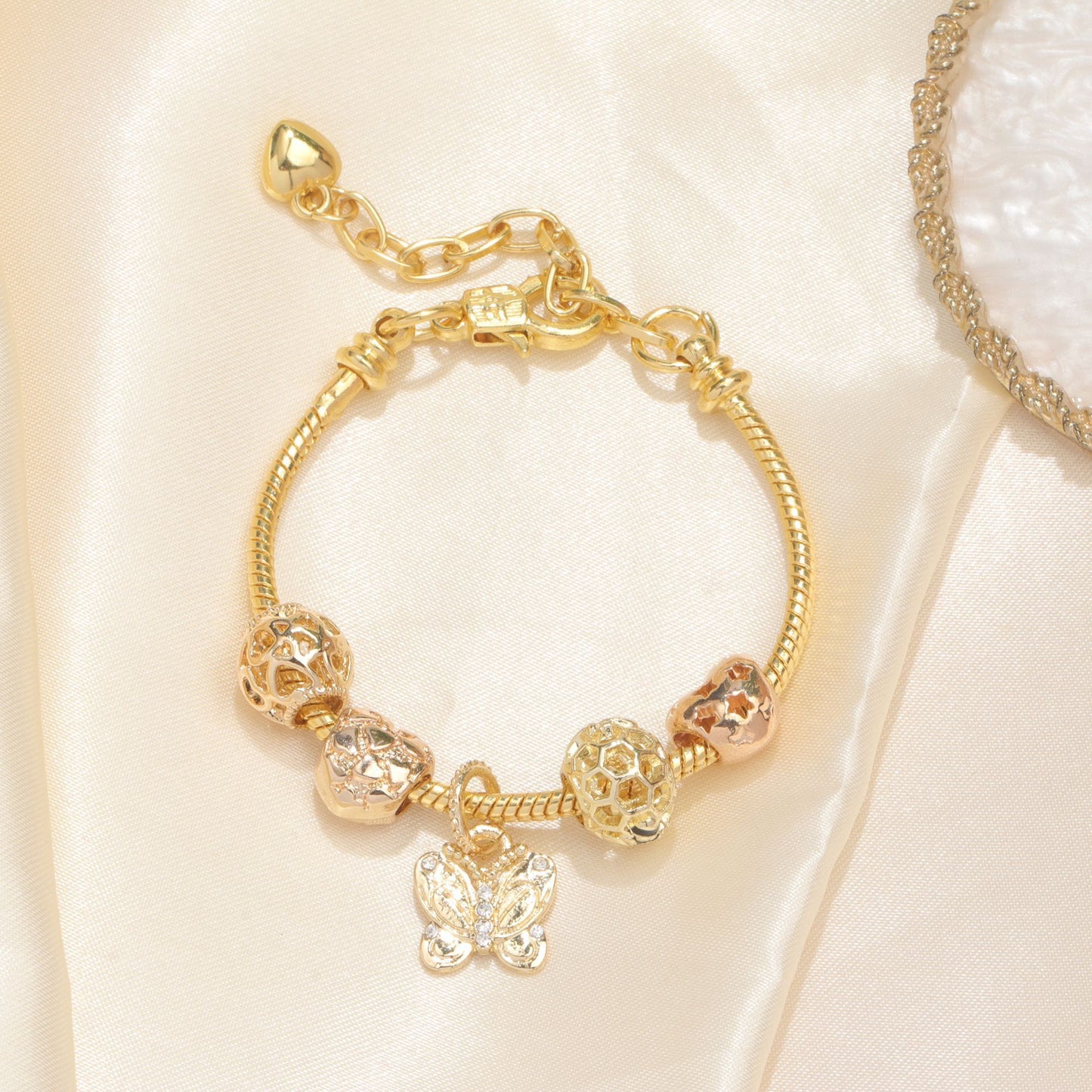 Hollow Beads Butterfly Heart Charm Bracele(yellow,19cm) V1132-NSSL9-YELLOW-19