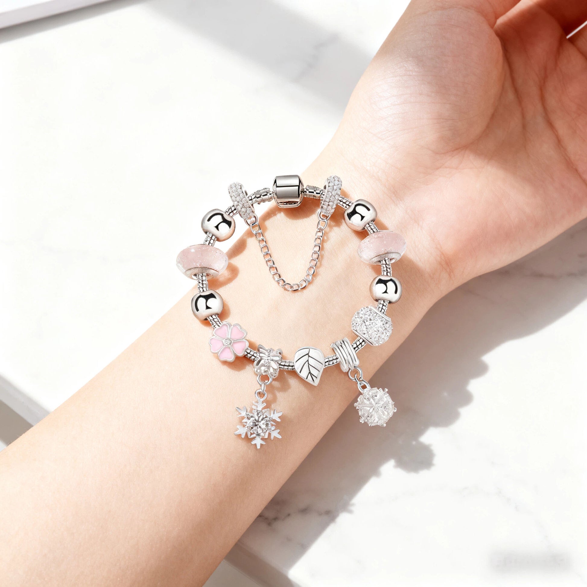 Women's Rhinestone Cherry Blossom & Snowflake Pendant Bracelet(18cm) V1132-NSSL97-18