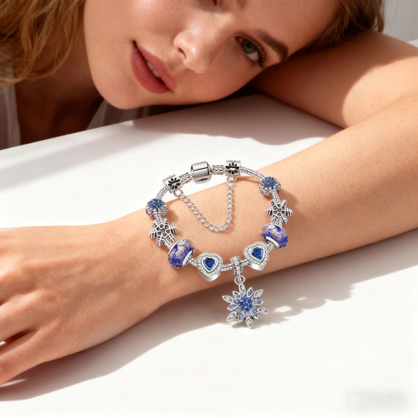 Blue Cat's Eye & Glass Bead Bracelet - Rhinestone Snowflake Pendant(17cm) V1132-NSSL98-17