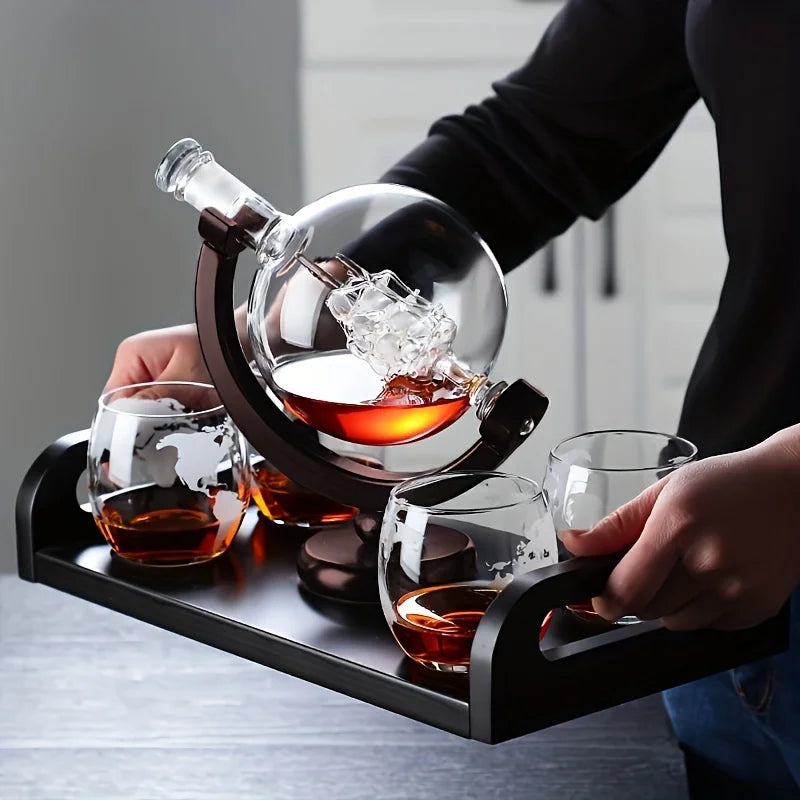 Globe Whiskey Decanter Set Lead-Free Glass Carafe V1142-LP1005006145087181