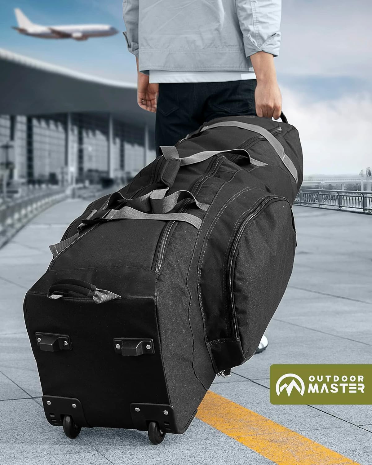 OutdoorMaster Padded Golf Club Travel Bag with Wheels, 900D Heavy Duty Oxford Waterproof -Alligators-Black V1168-1T-667I-963T
