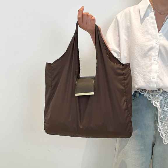 Keychain Tote Bag Compact & Expandable for On the Go, Foldable Tote Bag with Key Ring for Daily Errands - V1188-MS-210-064
