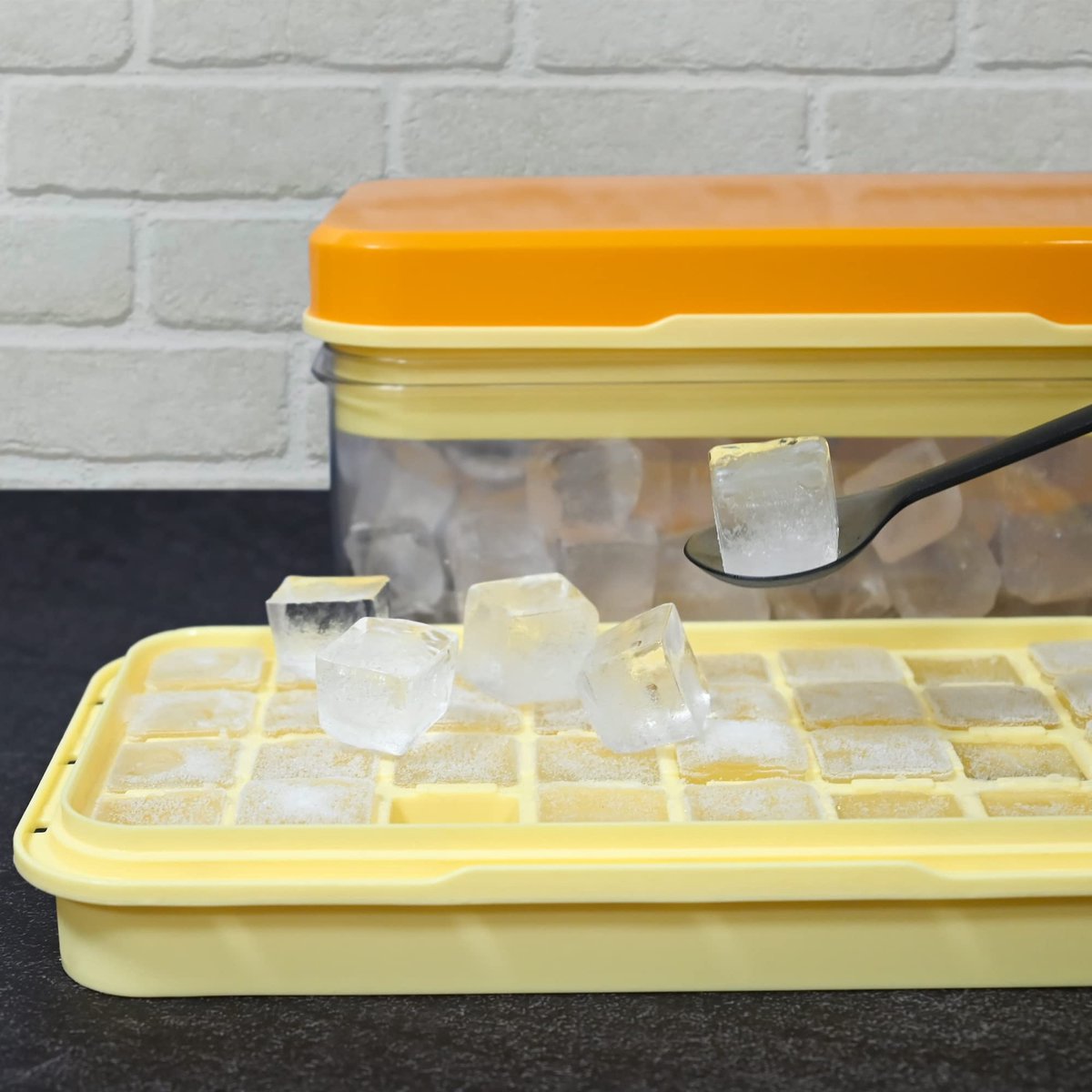 Frozen Ice Cube Tray - Food-Grade Ice Cube Tray with Lid - Ice Cube Tray - 2 Layers, Yellow - Releases all V1188-MS-313-1103