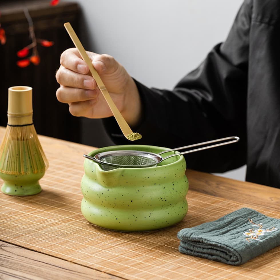 7-Piece Ceramic Matcha Tea Set with Bowl Whisk and Accessories, Green V1188-MS-325-0026