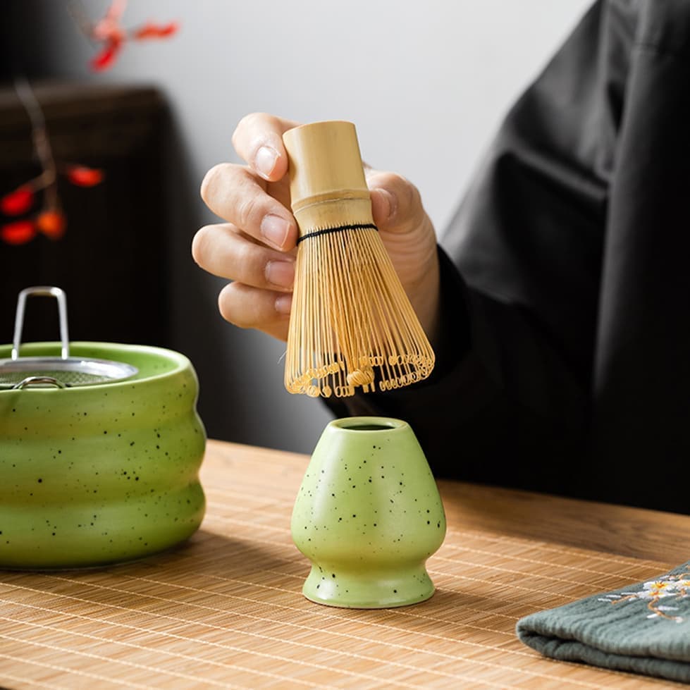 7-Piece Ceramic Matcha Tea Set with Bowl Whisk and Accessories, Green V1188-MS-325-0026