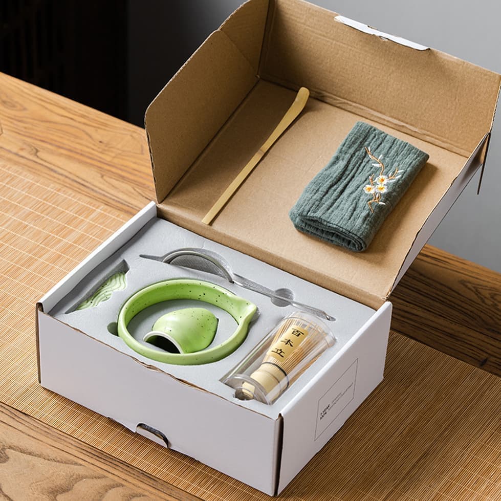 7-Piece Ceramic Matcha Tea Set with Bowl Whisk and Accessories, Green V1188-MS-325-0026