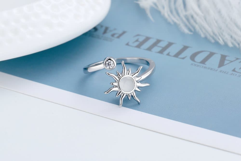 3-Piece Adjustable Stress Ring for Women with Rotatable Decor, Anxiety Relief, One Size V1188-MS-325-0358