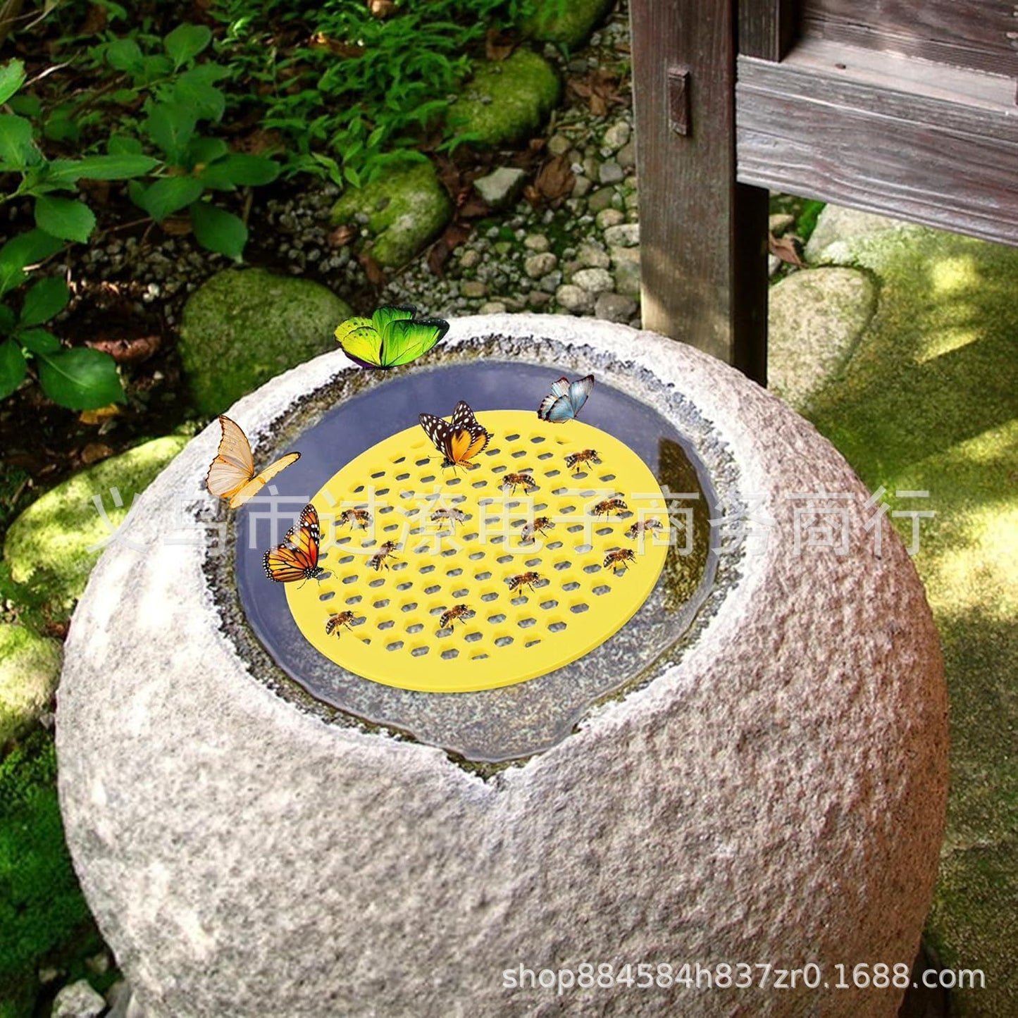 Bee Watering Tray (EVA) Size: Floating Color: Yellow Outdoor Use (1pc) V1188-MS-424-0016