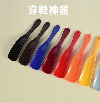 Spoon-shaped shoehorn | Plastic | Length 19.5 cm | Shoe puller | With hanging loop | Black V1188-MS101-00007-1