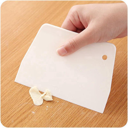 Dough scraper I Cake scraper I Dough cutter I Dough scraper I 13 x 9 CM I White V1188-MS101-00136-1