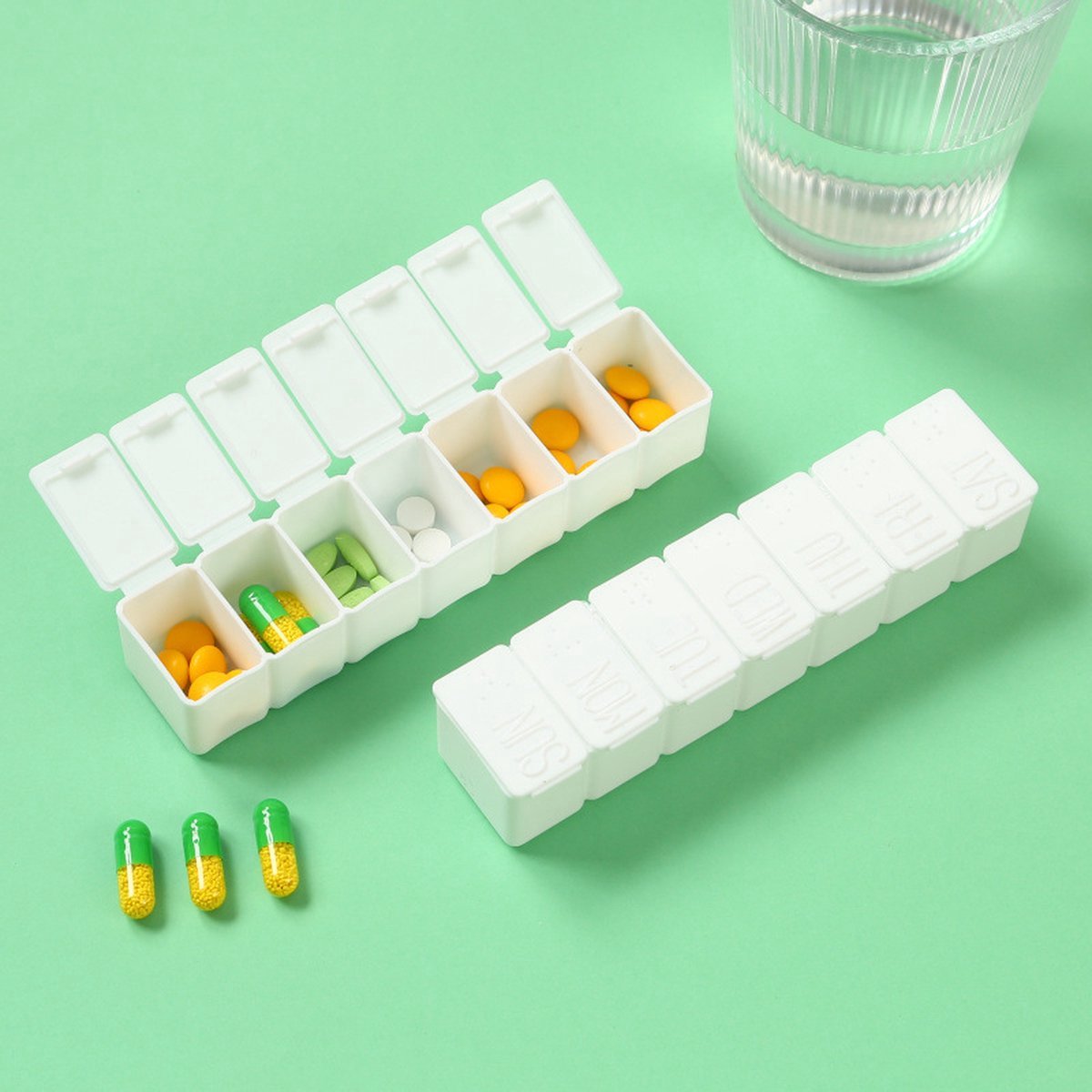 Pill Box | 7-Day Pill Box | Medicine Box | Pill Box | 1 Week | With Daily Divider | White V1188-MS101-00404-1