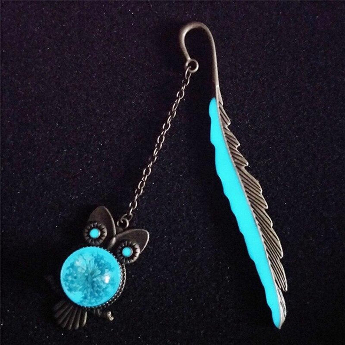 Glow in the dark Owl bookmark V1188-MS101-00543-1