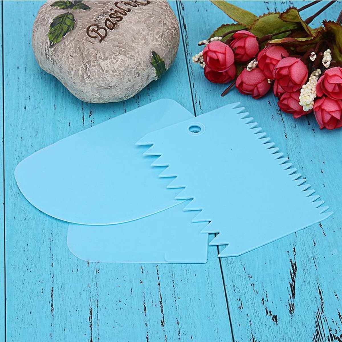 Fondant Scraper - Fondant Cutter - Dough Cutter - Cake Decoration - 3 Pieces - Blue V1188-MS101-00603-1