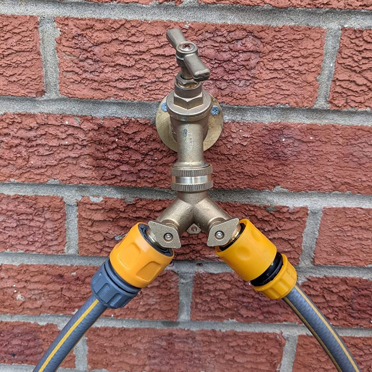2-way brass tap connector, with single valves, yellow V1188-TAL-01862