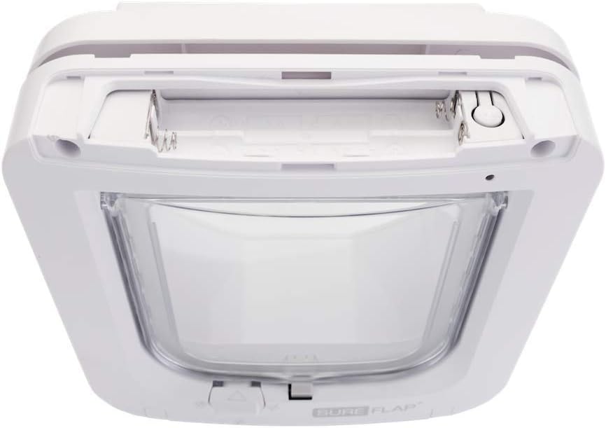Cat Mate cat flap, white, comfortable for cats to get in and out V1188-TR101-10075-1