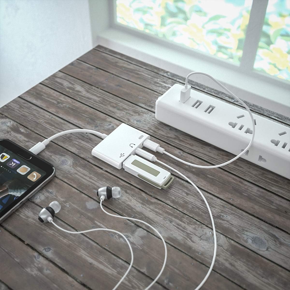 USB C to 3.5mm Jack Audio Adapter with Fast Charging OTG White V1188-YG-FY1231-336