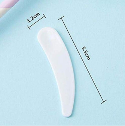100PCS Disposable Mini Curved Cosmetic Spatula Scoop Makeup Mask Spatula Plastic Spoon,Small Makeup Scoop for V1188-ZC-DLL-1658