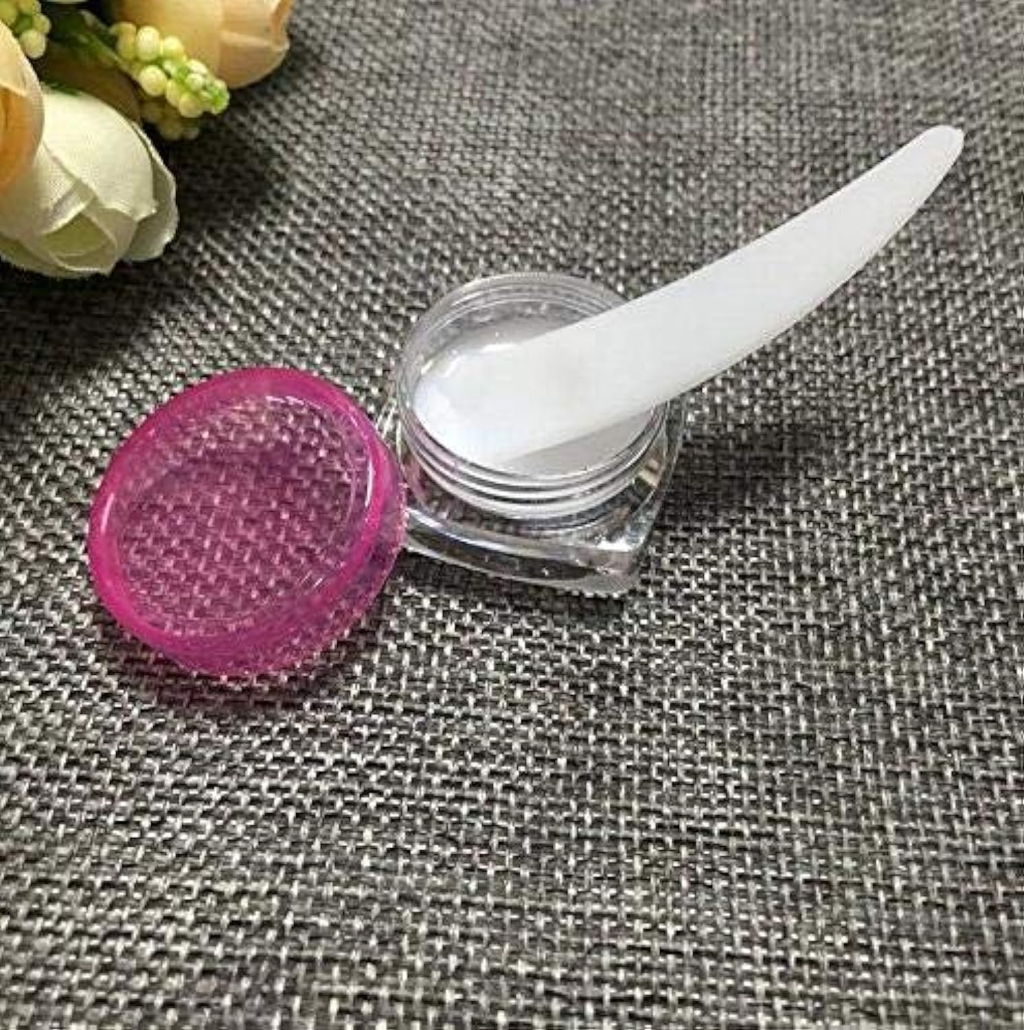 100PCS Disposable Mini Curved Cosmetic Spatula Scoop Makeup Mask Spatula Plastic Spoon,Small Makeup Scoop for V1188-ZC-DLL-1658