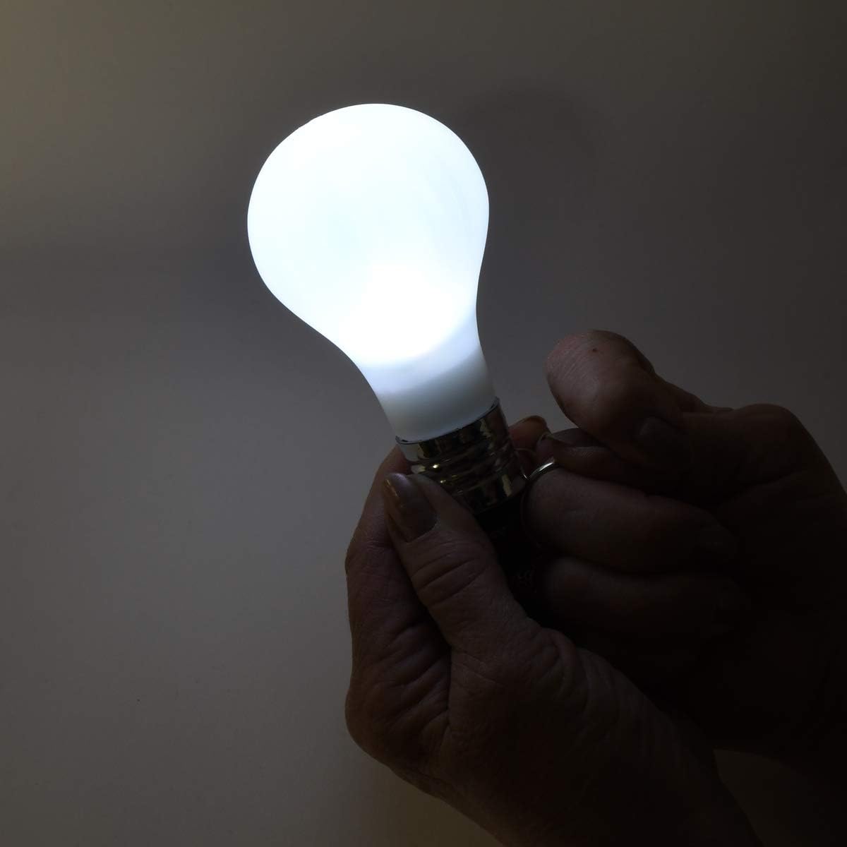 Treasure Gurus Push Button Light Bulb Magic Trick Magician Joke Comedy Theater Stage Prop V1188-ZC-LHJ-639