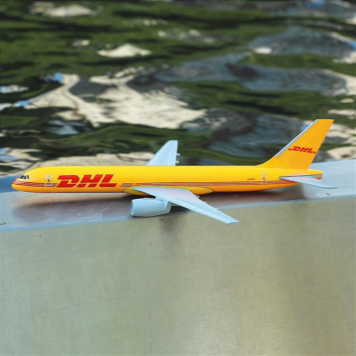 DHL Boeing 757 1:400 Scale Diecast Metal Airplane Replica Model V1188-ZX-Y1022-00338-14