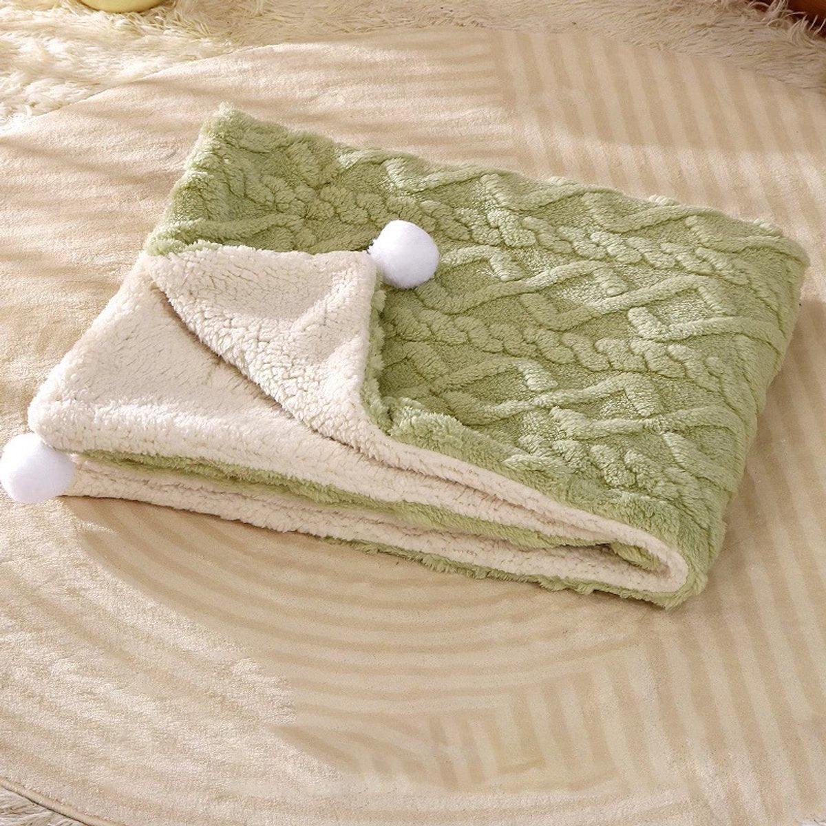Pet Mat - Soft Pet Blanket - Warm Plush Blanket for Dogs and Cats - Comfortable & Cozy Sleep Blanket - 55*45cm V1188-ZXY-10024