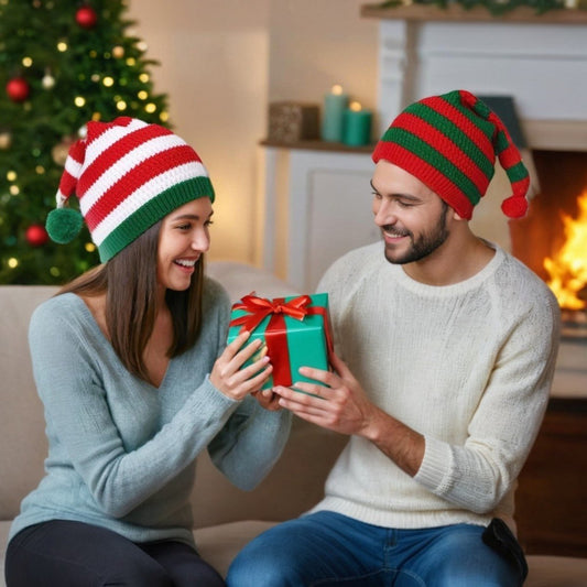 Hats - 6 pieces - Santa hats - Three styles of Santa hats - One size - Unisex - Christmas V1188-ZXY-10438
