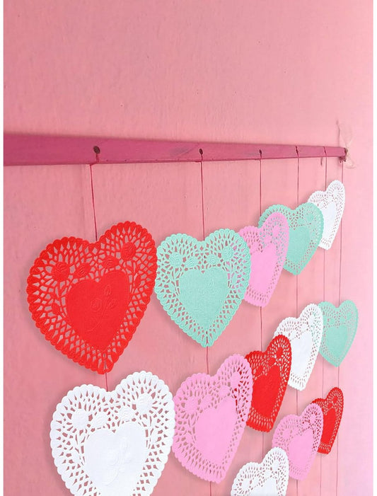 600 Paper Heart Tablecloths - Valentine's Day Decorations, Red/Pink/White Lace Cutouts - Valentine's Day V1188-ZXY-10832