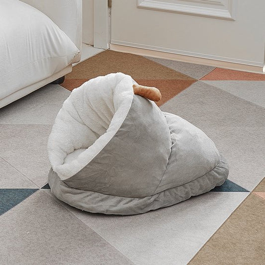 Cat Bed - Comfortable Slipper-Shaped Cat Bed - Semi-Enclosed Pet Den - Suitable for Indoor Cats and Small V1188-ZXY-131-677