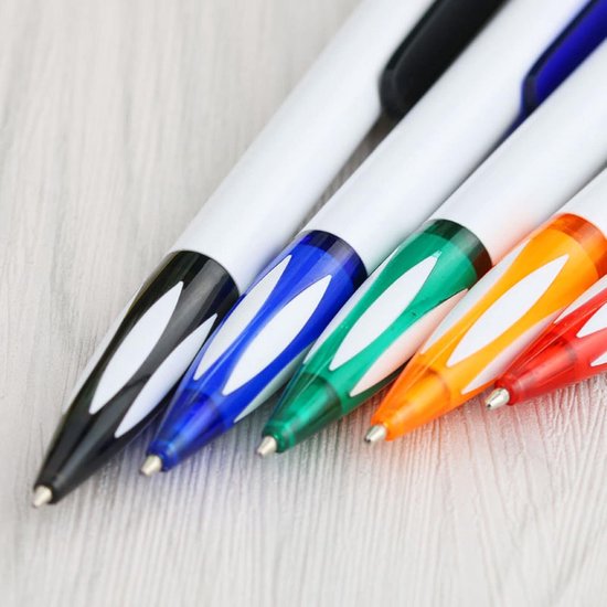5-Pack Football Ballpoint Pens - Retractable & Non-Slip Grip - 1.0mm Black Ink for Smooth Writing V1188-ZXY-131-798