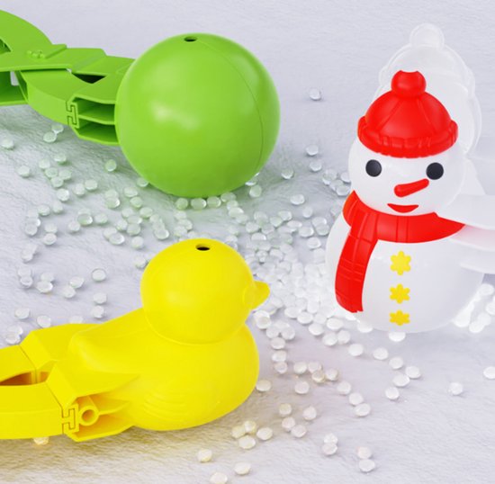 Snowball Maker for Kids | 4 Pieces - Ball/Heart/Duck/Snowman - Safe PP Material | Random Color V1188-ZXY-131-843