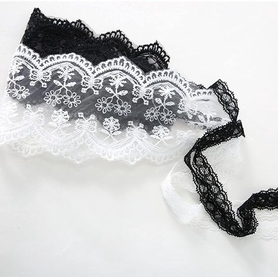 Lace Eye Mask - 4-Pack - V-Shaped - Adjustable - For Masked Balls, Galas, Halloween, Mardi Gras and Cosplay V1188-ZXY-131-871