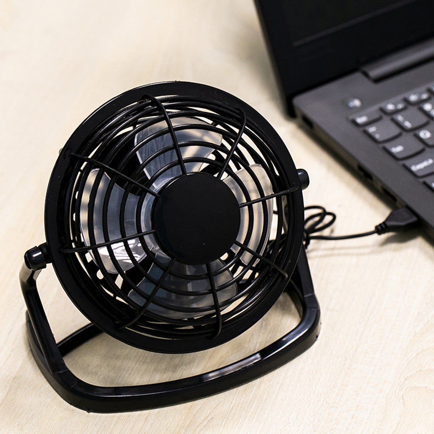 4 Inch USB Desk Fan Portable Mini Personal Cooling Fan for Office Dorm Computer Table Quiet Operation 3 Speed V1189-LWWAL-20260401-05984