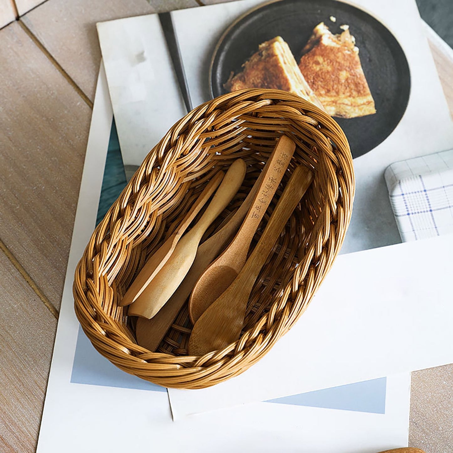 Woven Breads Baskets, Oval Small Fruit Baskets, Stackable Plastic Wicker Baskets for Serving Vegetables, V1189-LWWAL-20260401-06788
