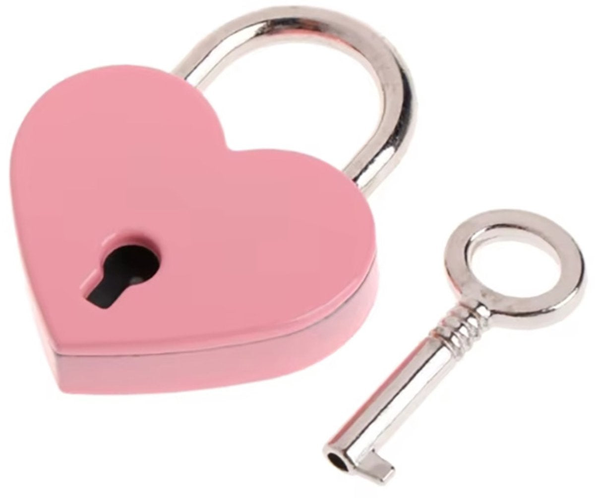 Heart Lock | Padlock | Heart | Valentine's Day | Mother's Day V1189-WXFBOL-77-2