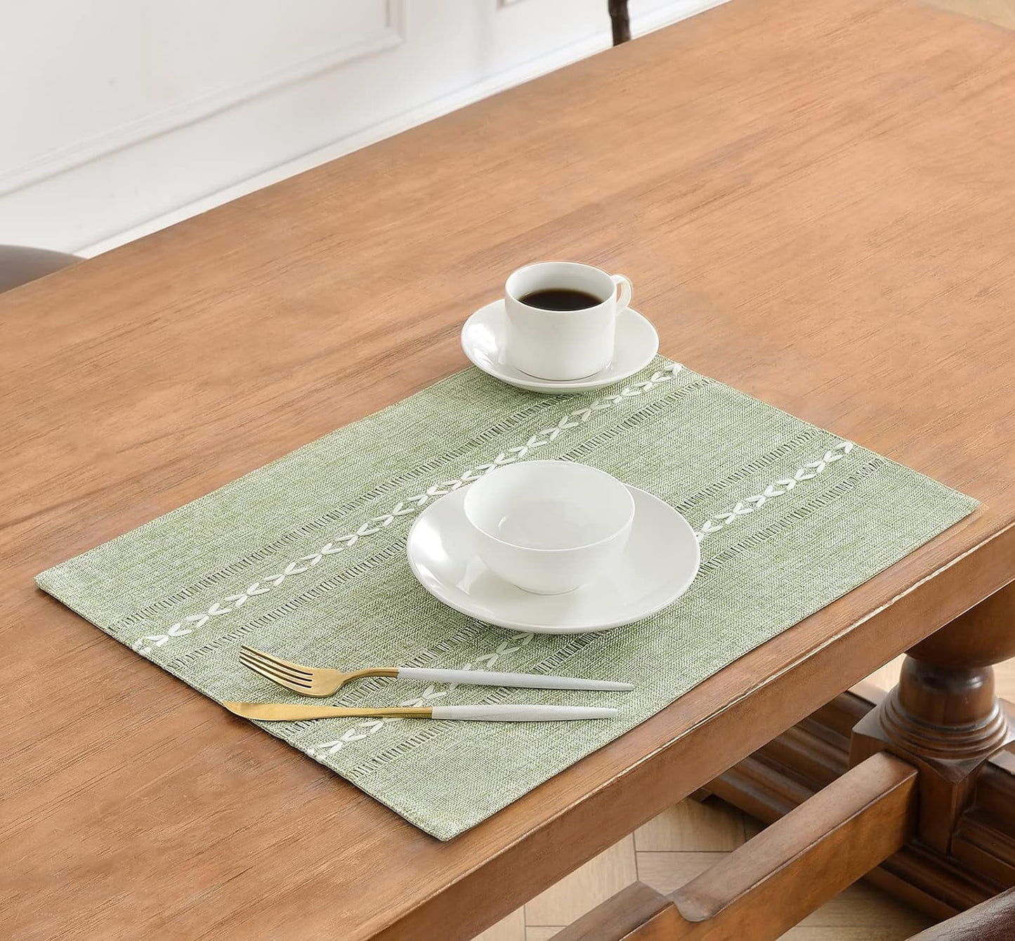 Sage Green Placemats Set of 4 - Washable Fabric Table Placemats, 35 x 48 cm V1189-WXFWAL-20260319-00306