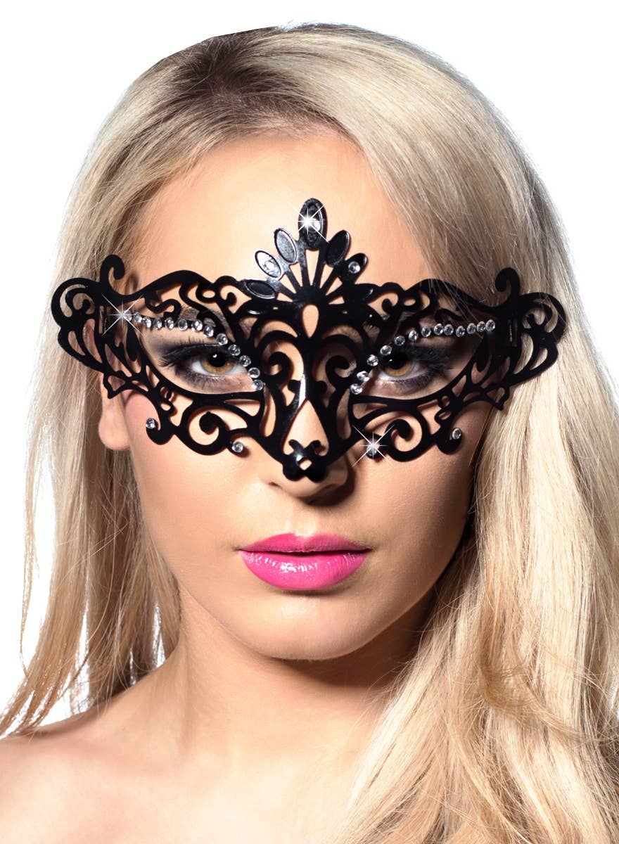 Cut Out Black Plastic Masquerade Mask V1191-E-CX-07182