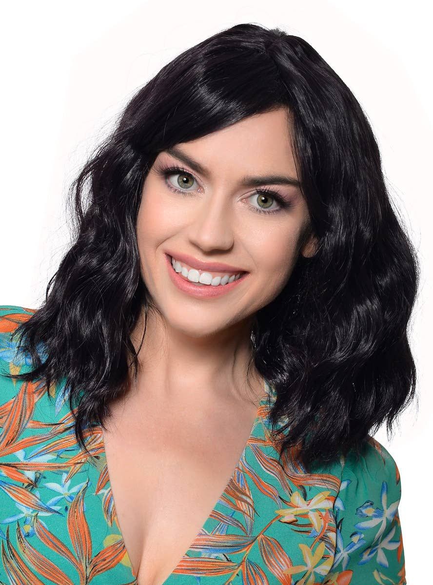 Deluxe Wavy Mid-Length Black Fashion Wig with Skin Top V1191-HC-ZT-05457