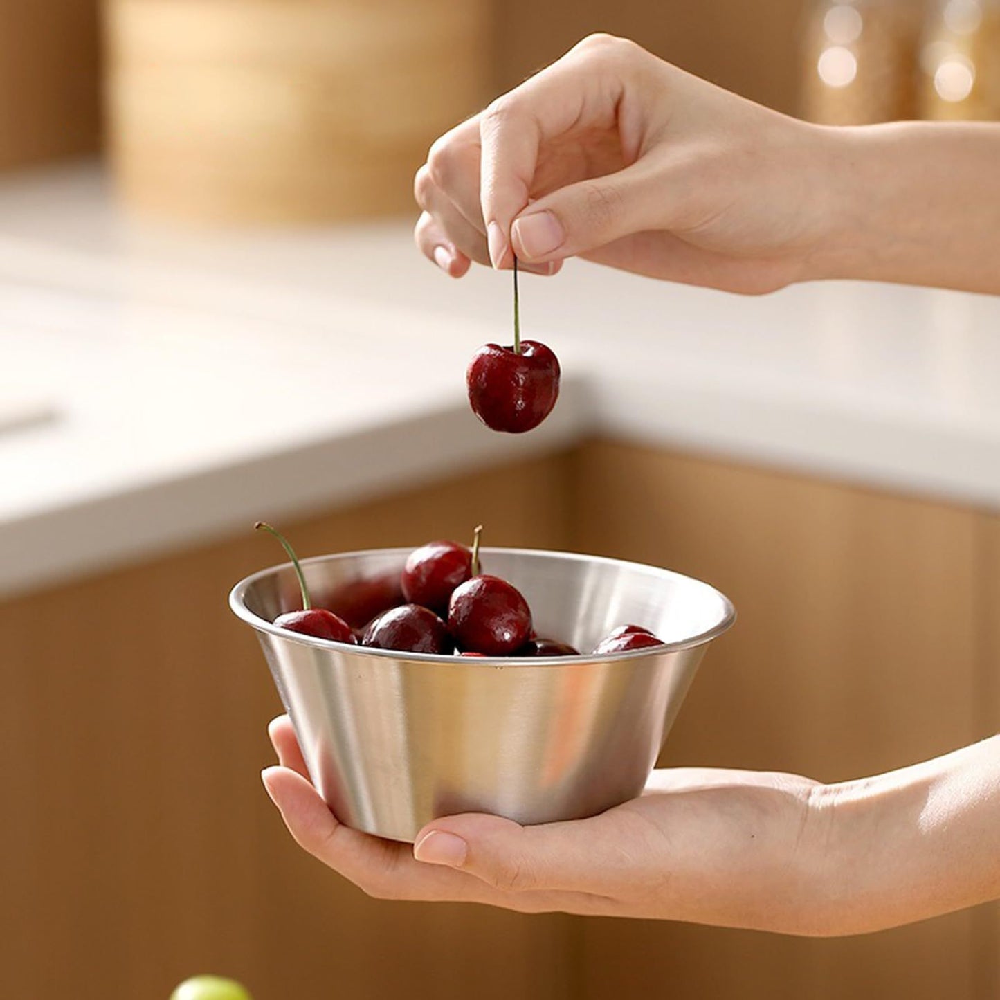 Berry Baskets, Mini Strainer with Bowl, Stainless Steel Can Colander Small Container for Berries, Strawberry, V1192-AZ-W-0499