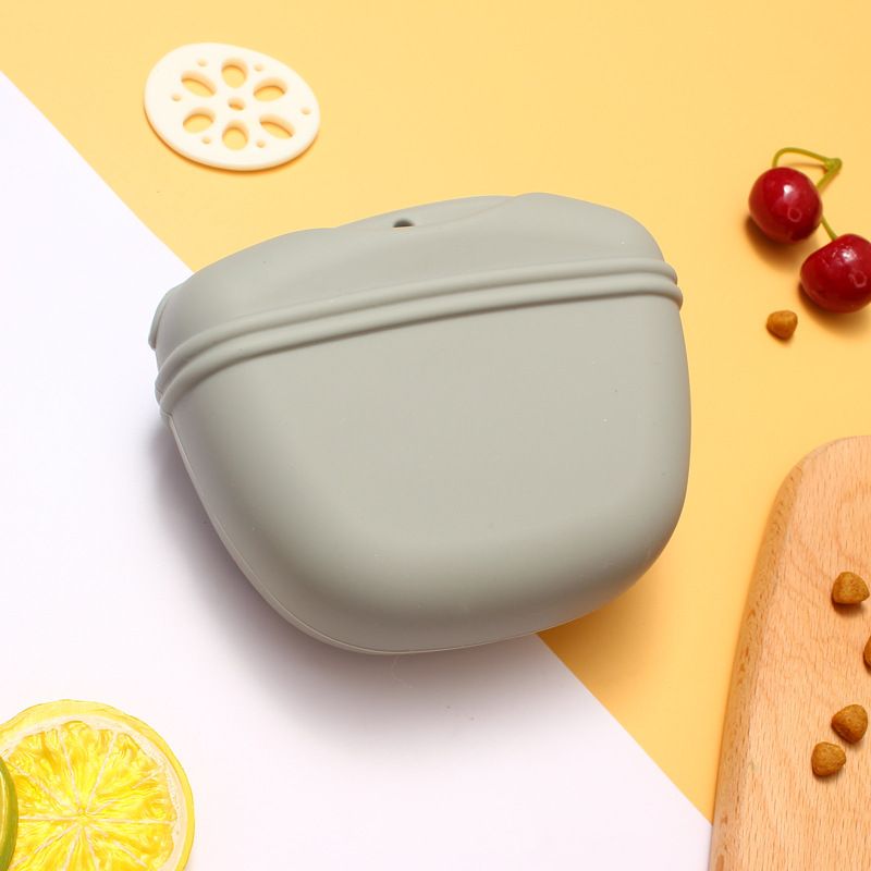 2 pack Silicone Dog Treat Pouch,Clip on Portable Train Container,Convenient Magnetic Buckle V1192-AZ-W-2949