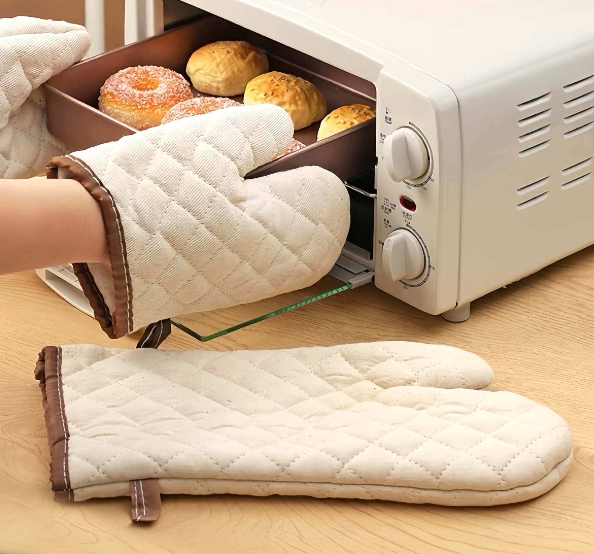 Cotton Oven a pair , High Heat Resistant Microwave Gloves, Kitchen Mitts for Baking,Cooking, BBQ, Small V1192-AZ-W-3539