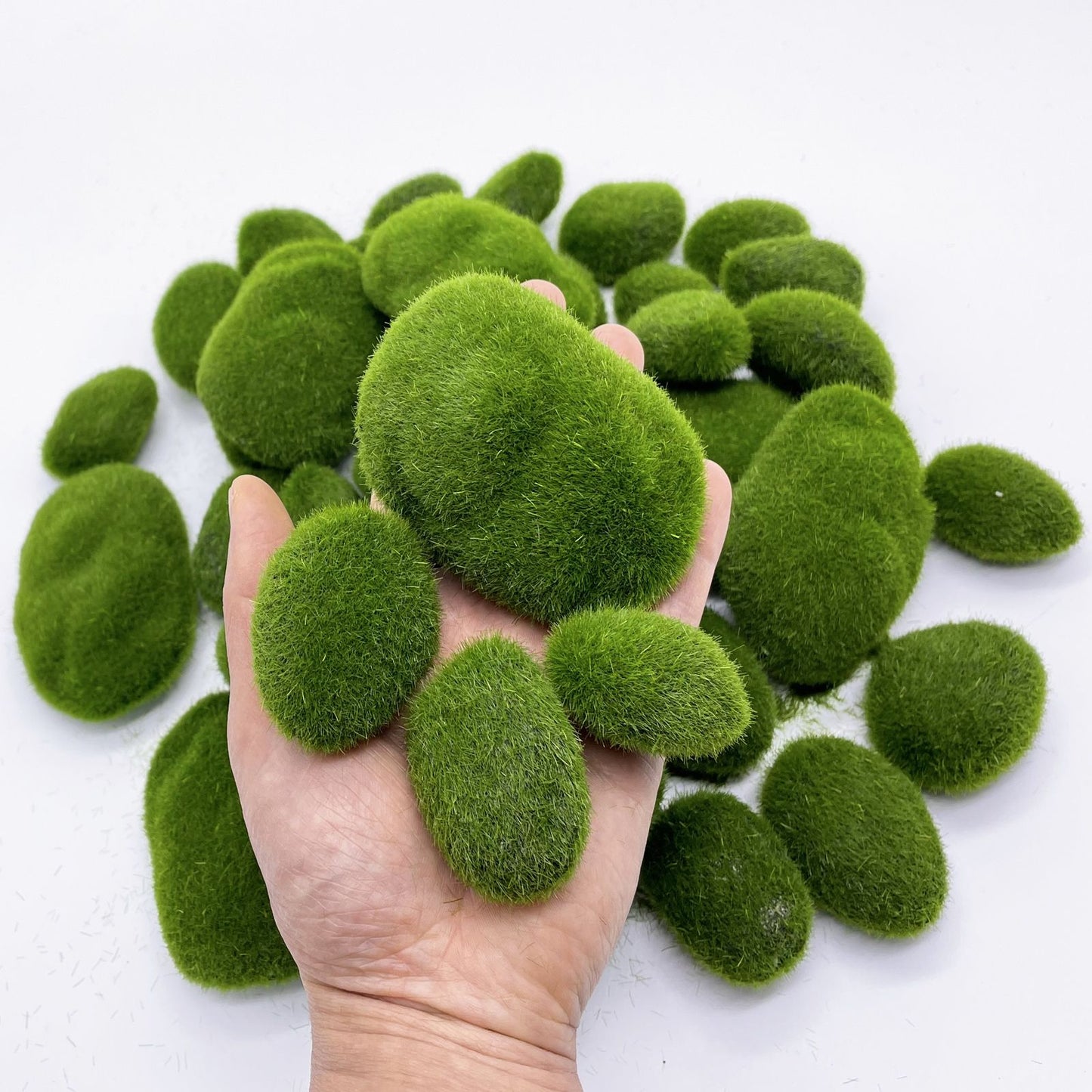 40Pcs Artificial Moss Rocks (4 Sizes), Green Moss Decor for Floral Arrangements, Fairy Gardens and Crafting V1192-AZ-W-3768