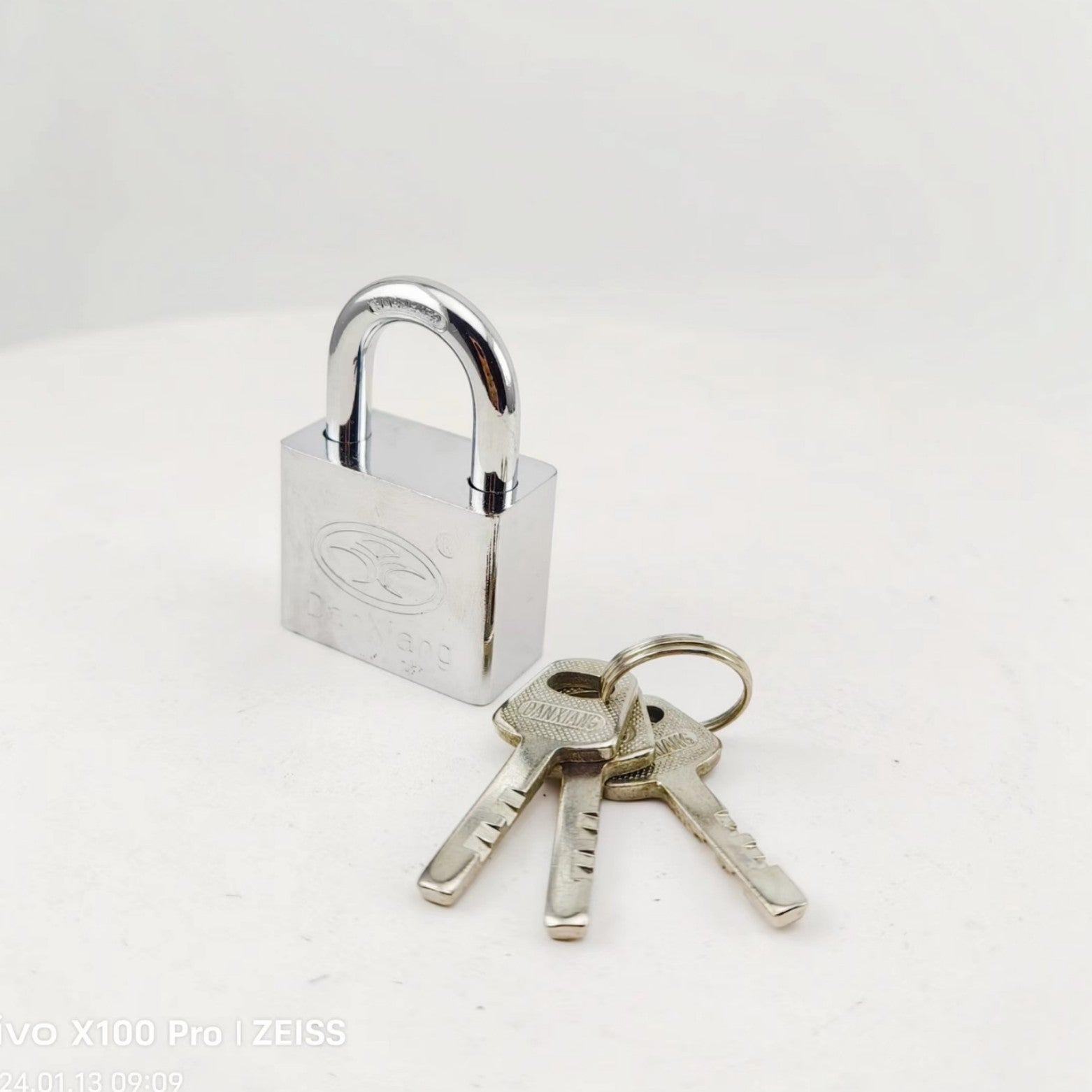 30mm Door Bolt with Latch and Keys - Heavy-Duty Security Lock for Home & Office V1192-D14