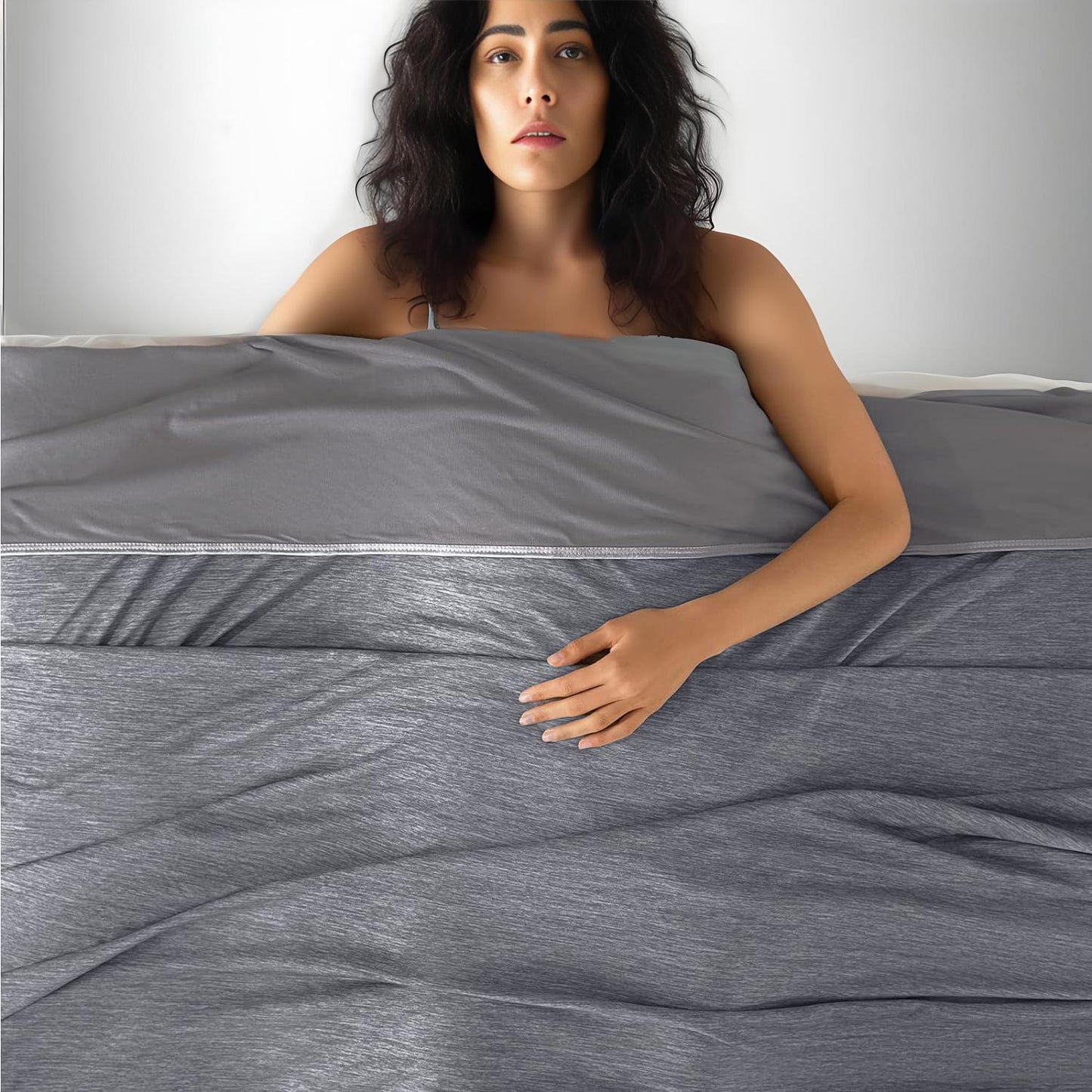 Purple Blanket - 130x150cm Soft Warm Throw for Beds, Sofas & Daily Snuggling V1192-D33