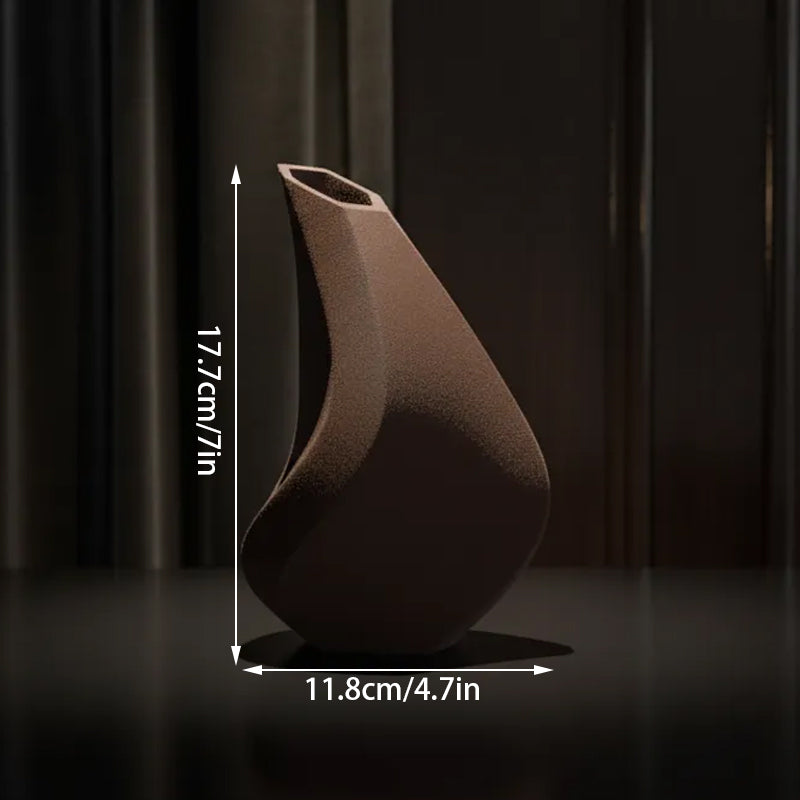 3D-printed sculpture of a contemplative vase,black V1195-VYY0044