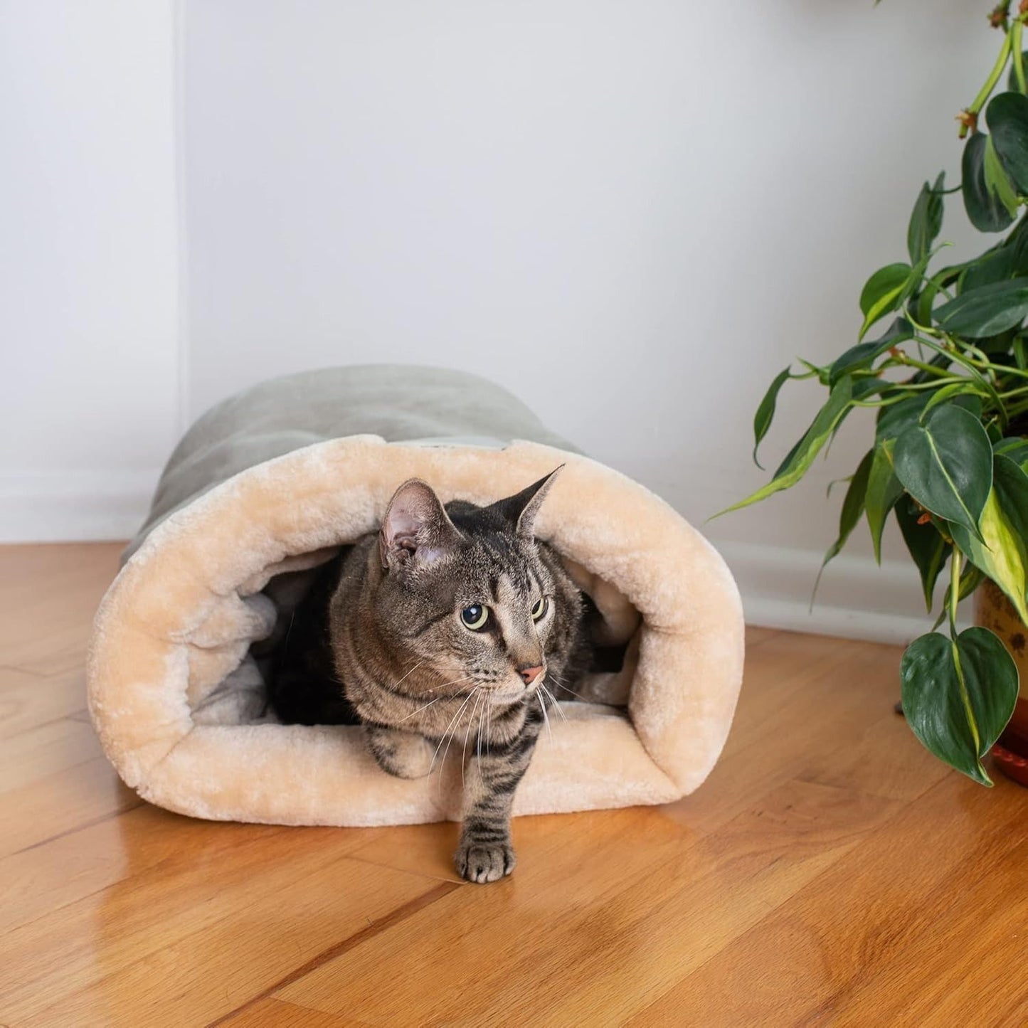 Universal Pet Warm Bed Dark Brown V1221-XM-CWC-02